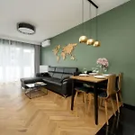 Lejlighed Quorum With Parking And Air Conditioning Close To The Center In By Renters Prestige Wrocław