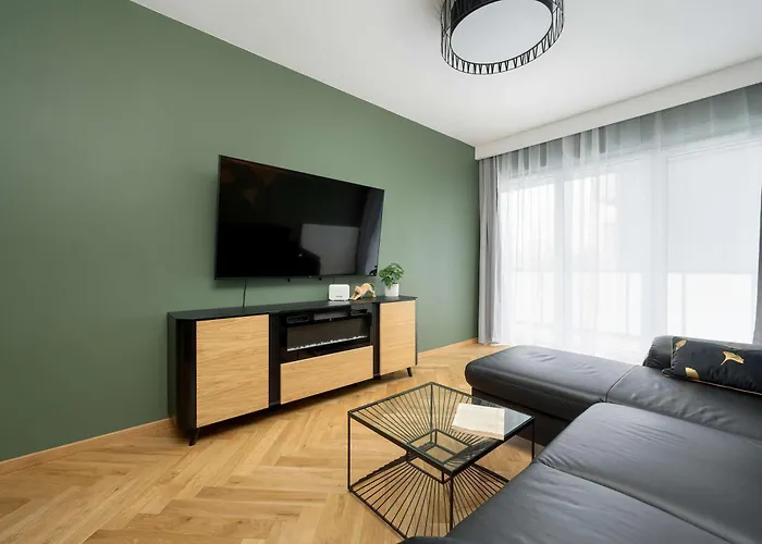 Quorum With Parking And Air Conditioning Close To The Center In By Renters Prestige Appartement Wrocław