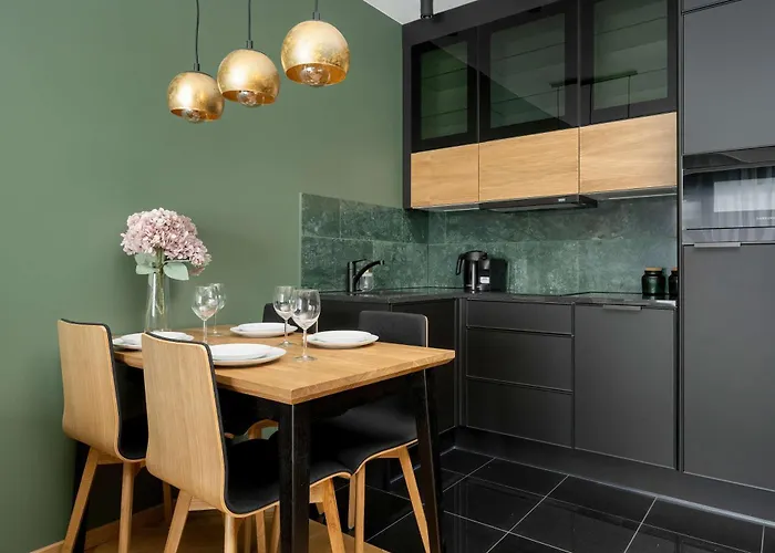 Quorum With Parking And Air Conditioning Close To The Center In By Renters Prestige Appartement *