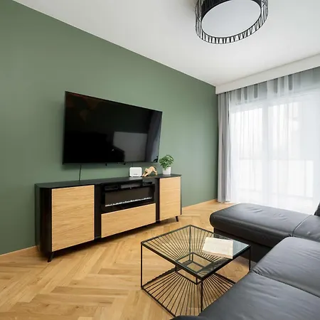 Quorum With Parking And Air Conditioning Close To The Center In By Renters Prestige Apartman Wrocław
