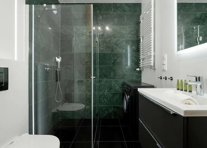 Quorum With Parking And Air Conditioning Close To The Center In By Renters Prestige Apartman Wrocław